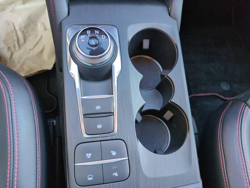 Photo 11 de l’annonce de FORD Kuga d’occasion à vendre à NÎMES