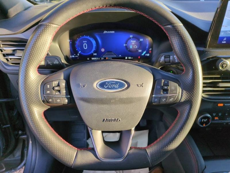 Photo 12 de l’annonce de FORD Kuga d’occasion à vendre à NÎMES