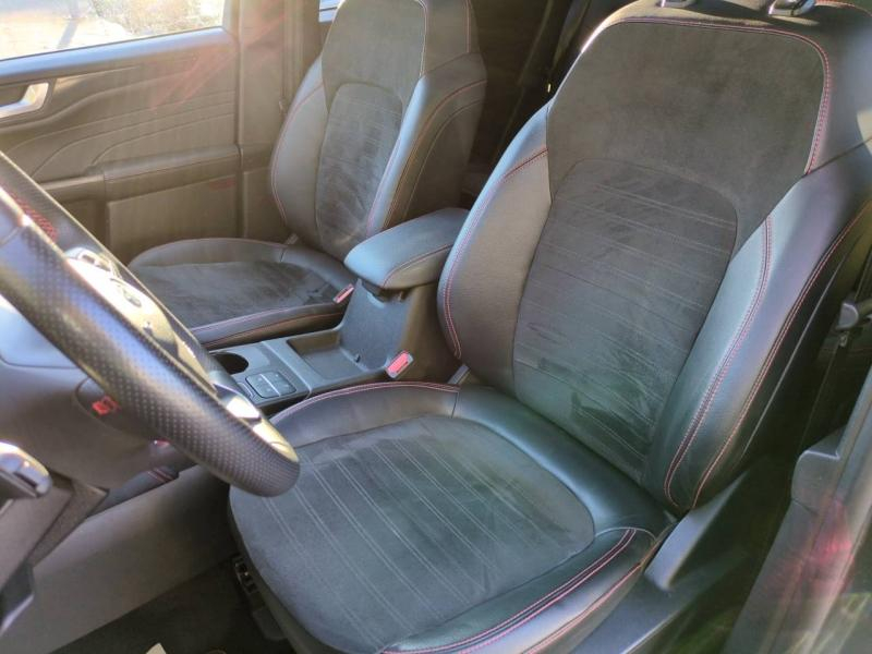 Photo 16 de l’annonce de FORD Kuga d’occasion à vendre à NÎMES