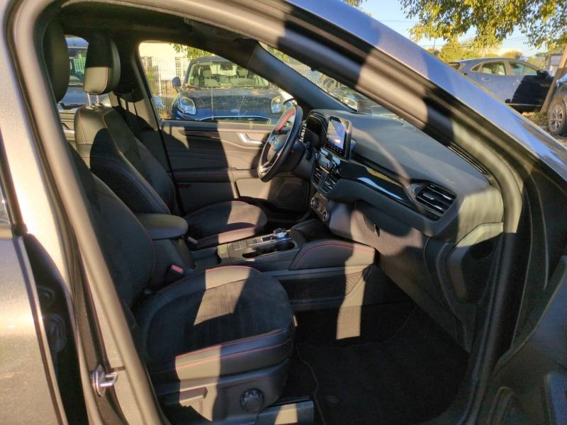 Photo 18 de l’annonce de FORD Kuga d’occasion à vendre à NÎMES