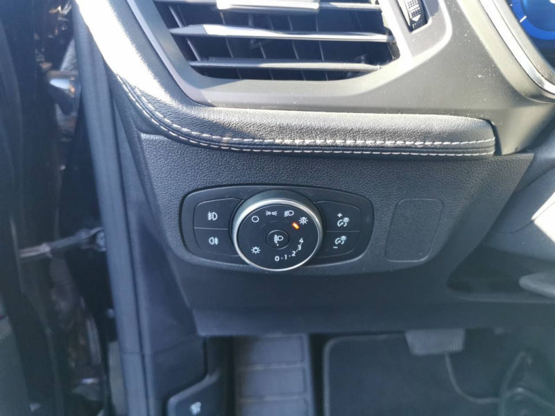 group.seo.links.detann.title Photo 6 de l’annonce de FORD Focus Active d’occasion à vendre à MARSEILLE