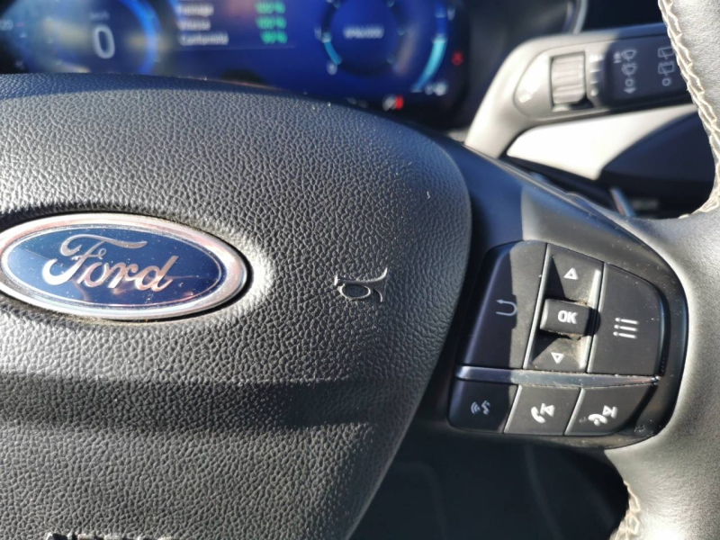 group.seo.links.detann.title Photo 8 de l’annonce de FORD Focus Active d’occasion à vendre à MARSEILLE