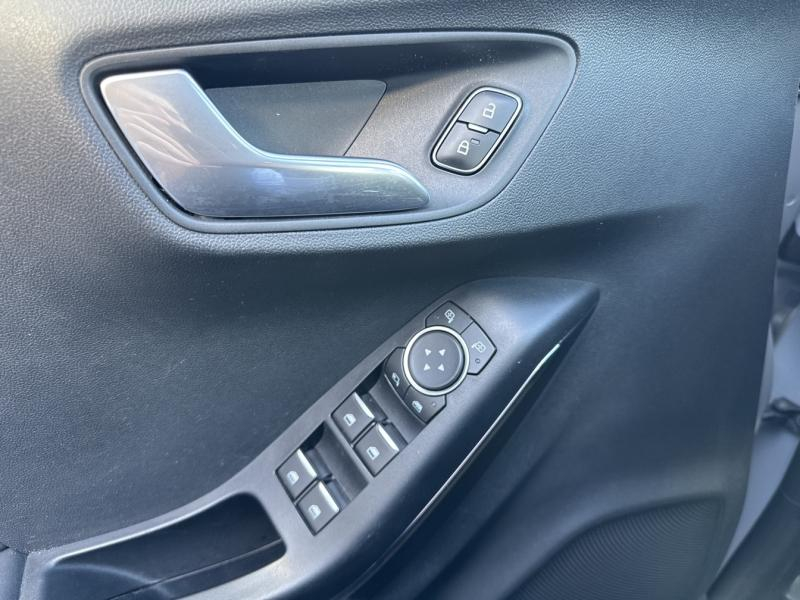 Photo 17 de l’annonce de FORD Puma d’occasion à vendre à VITROLLES