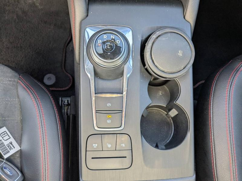 Photo 15 de l’annonce de FORD Kuga d’occasion à vendre à AUBAGNE