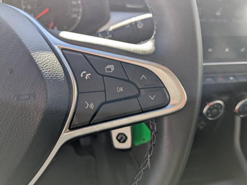 Photo 20 de l’annonce de RENAULT Clio d’occasion à vendre à AUBAGNE