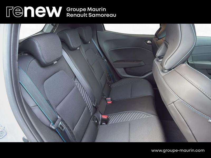 Photo 16 de l’annonce de RENAULT Clio d’occasion à vendre à SAMOREAU