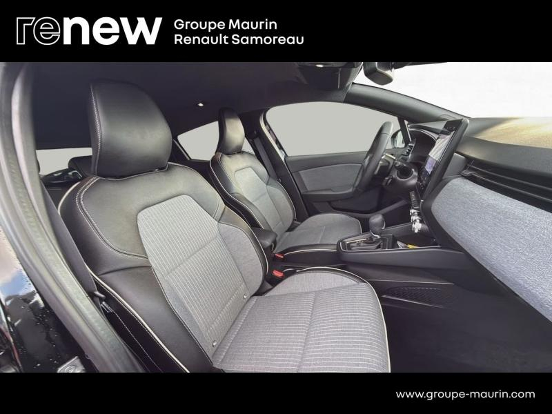 Photo 18 de l’annonce de RENAULT Clio d’occasion à vendre à SAMOREAU