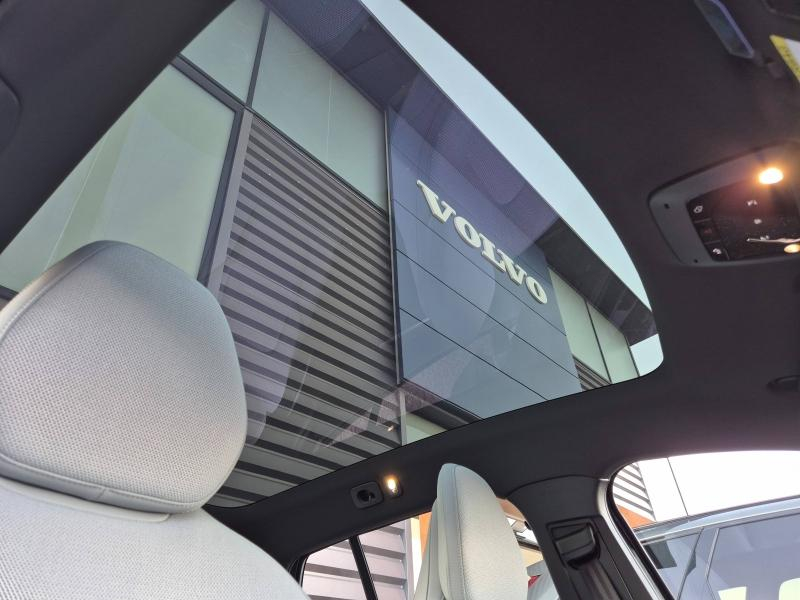 group.seo.links.detann.title Photo 11 de l’annonce de VOLVO EX30 d’occasion à vendre à AVIGNON