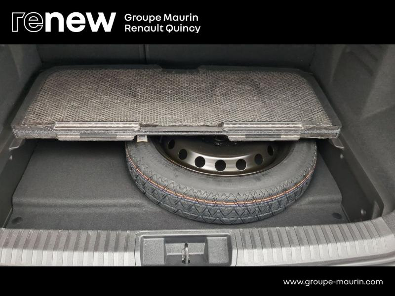 Photo 9 de l’annonce de RENAULT  d’occasion à vendre à QUINCY-SOUS-SÉNART