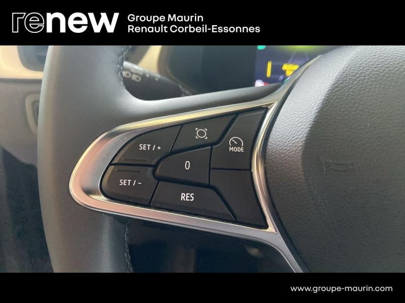 Photo 13 de l’annonce de RENAULT Captur d’occasion à vendre à CORBEIL-ESSONNES