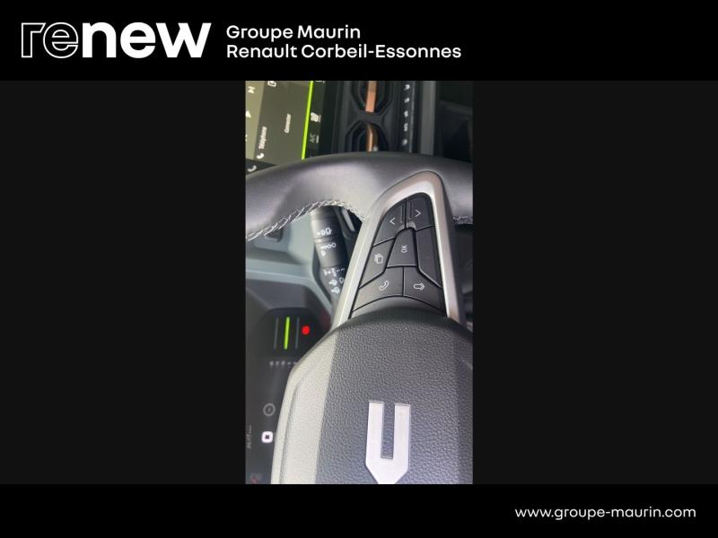 Photo 16 de l’annonce de DACIA Duster d’occasion à vendre à CORBEIL-ESSONNES