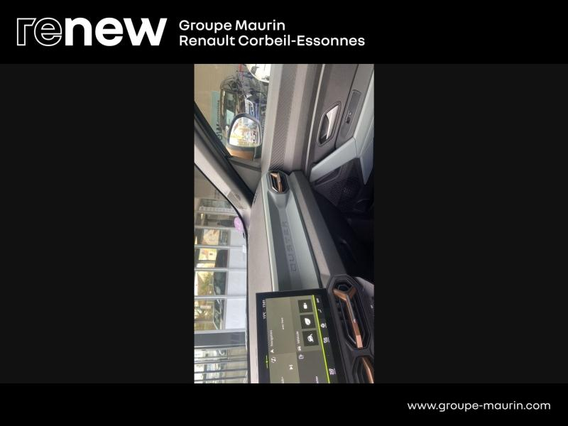 Photo 19 de l’annonce de DACIA Duster d’occasion à vendre à CORBEIL-ESSONNES