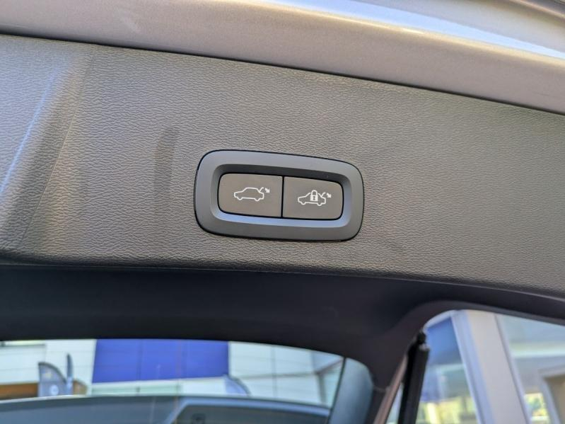 Photo 14 de l’annonce de VOLVO XC40 d’occasion à vendre à AIX-EN-PROVENCE