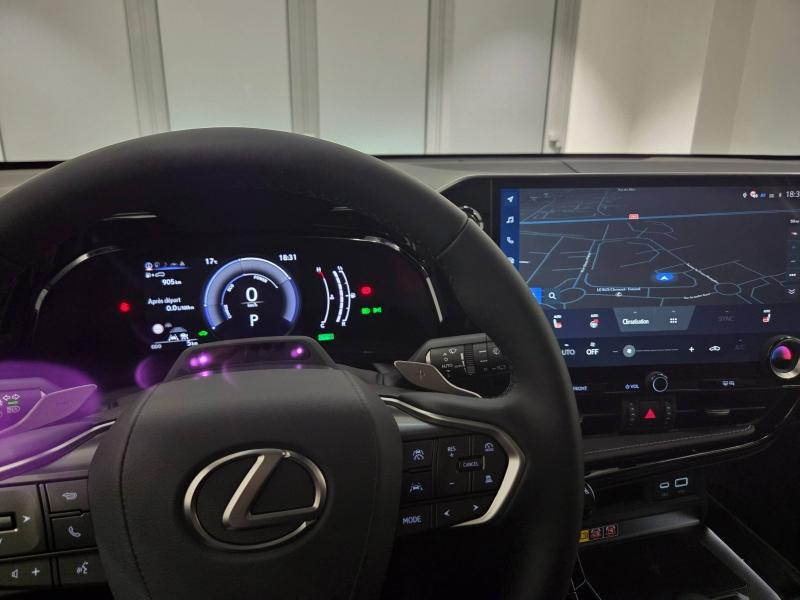 Photo 4 de l’annonce de LEXUS NX d’occasion à vendre à AUBIÈRE