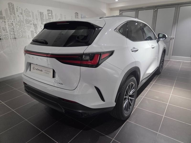 Photo 18 de l’annonce de LEXUS NX d’occasion à vendre à AUBIÈRE