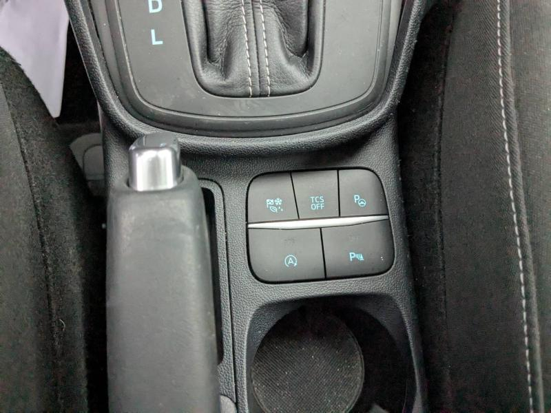 Photo 12 de l’annonce de FORD Fiesta d’occasion à vendre à MARSEILLE