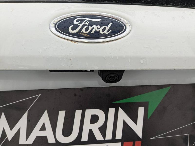 Photo 20 de l’annonce de FORD Fiesta d’occasion à vendre à MARSEILLE