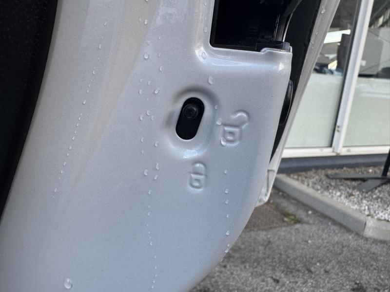 Photo 20 de l’annonce de RENAULT Captur d’occasion à vendre à ANNEMASSE