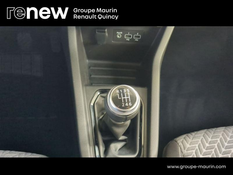 Photo 20 de l’annonce de RENAULT Clio d’occasion à vendre à QUINCY-SOUS-SÉNART