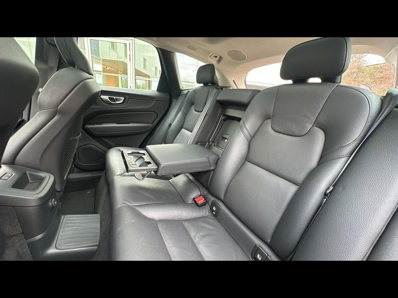 Photo 9 de l’annonce de VOLVO XC60 d’occasion à vendre à AIX-EN-PROVENCE