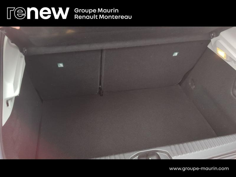 Photo 12 de l’annonce de RENAULT Clio d’occasion à vendre à VARENNES SUR SEINE