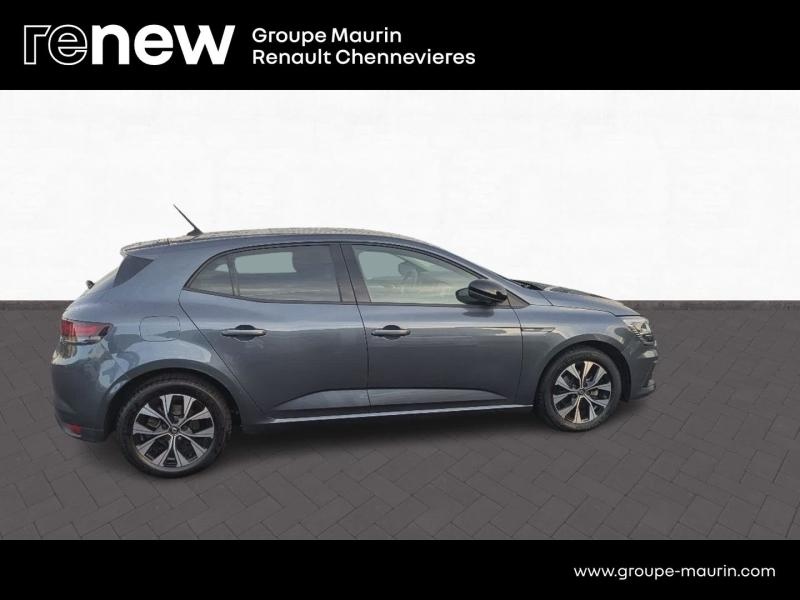 Photo 5 de l’annonce de RENAULT Megane d’occasion à vendre à CHENNEVIÈRES-SUR-MARNE