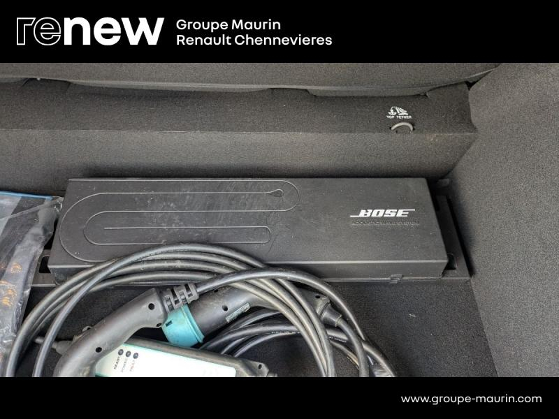 Photo 14 de l’annonce de RENAULT Zoe d’occasion à vendre à CHENNEVIÈRES-SUR-MARNE