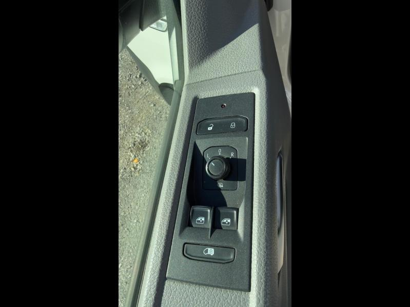 Photo 8 de l’annonce de VOLKSWAGEN Transporter Fg VUL d’occasion à vendre à MANOSQUE