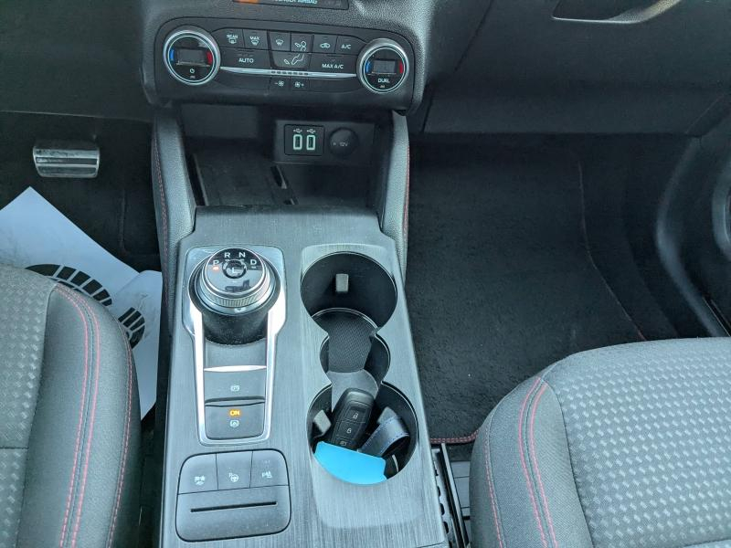 Photo 15 de l’annonce de FORD Kuga d’occasion à vendre à AVIGNON