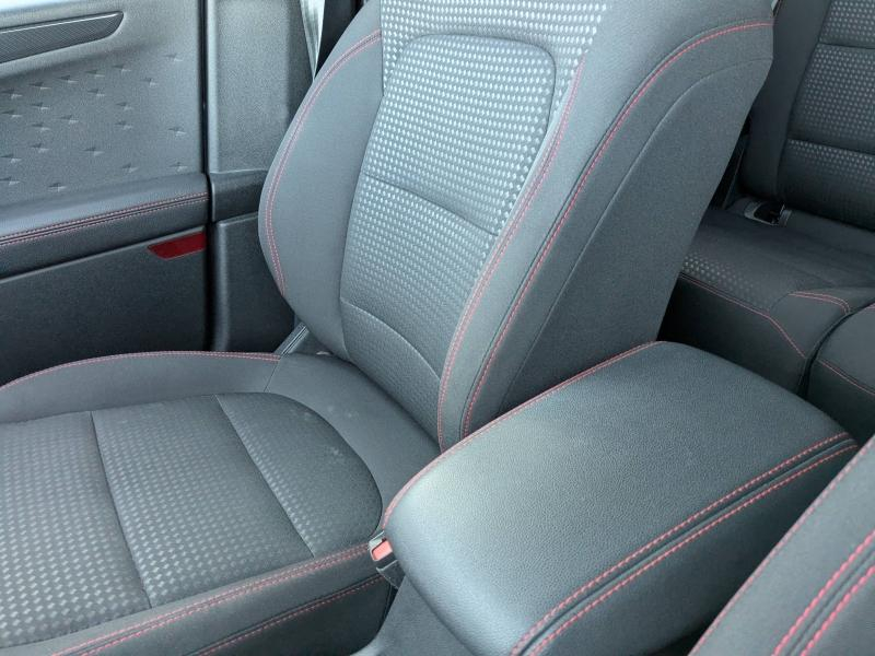 Photo 18 de l’annonce de FORD Kuga d’occasion à vendre à AVIGNON