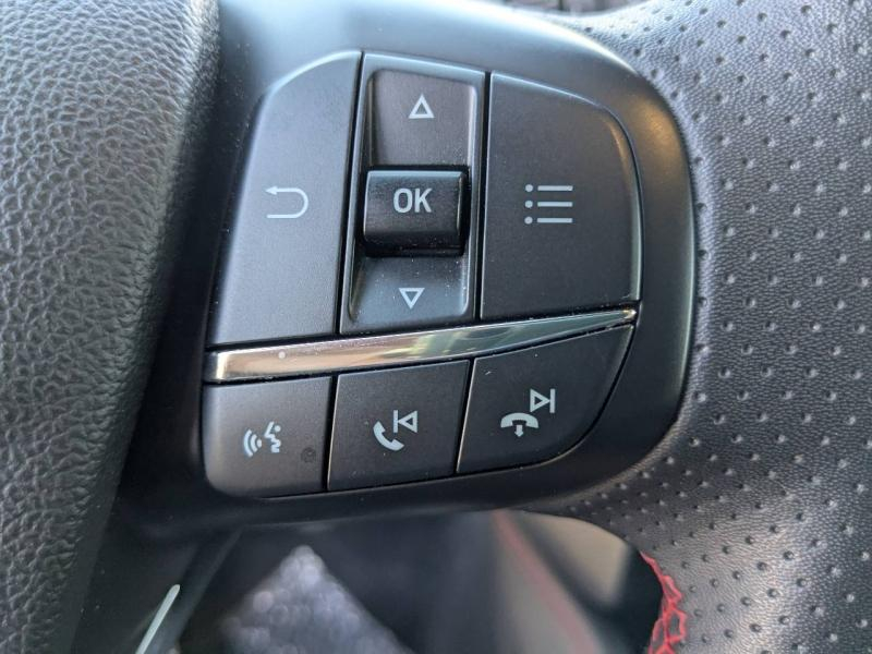 Photo 7 de l’annonce de FORD Focus d’occasion à vendre à MARSEILLE