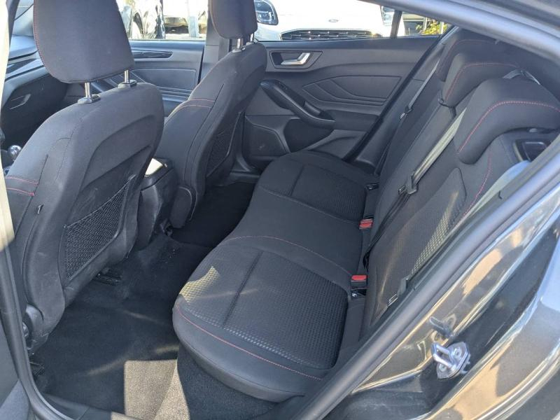 Photo 14 de l’annonce de FORD Focus d’occasion à vendre à MARSEILLE