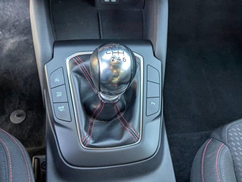 Photo 16 de l’annonce de FORD Focus d’occasion à vendre à MARSEILLE