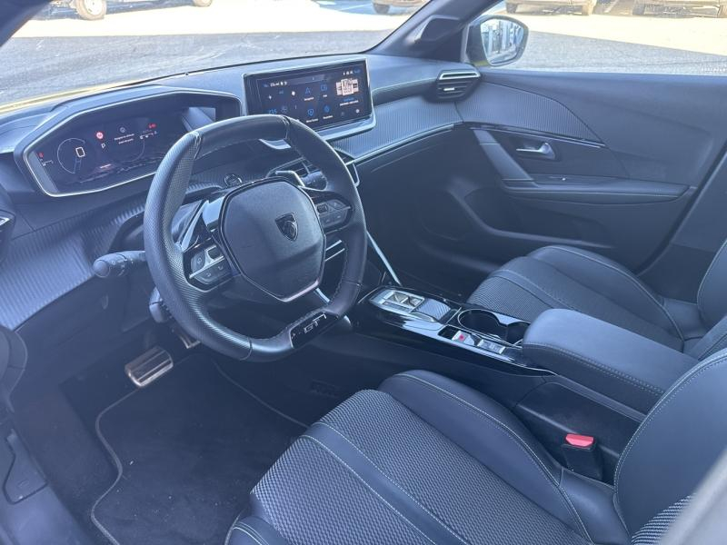 Photo 9 de l’annonce de PEUGEOT 208 d’occasion à vendre à VITROLLES