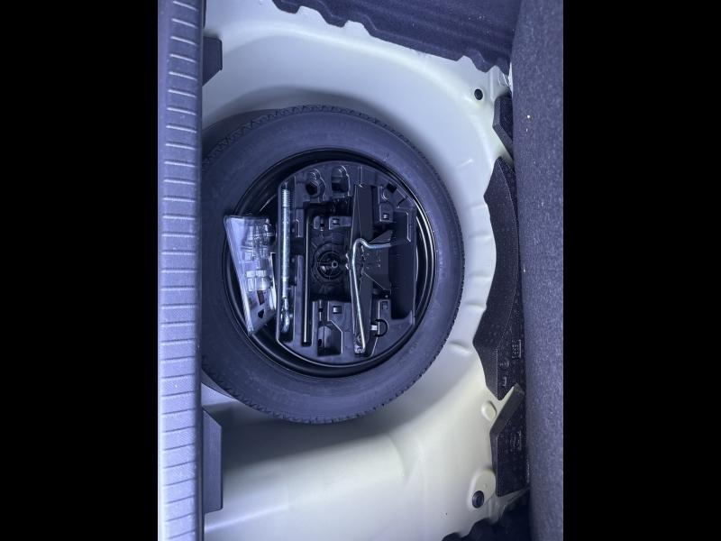 Photo 13 de l’annonce de PEUGEOT 208 d’occasion à vendre à VITROLLES