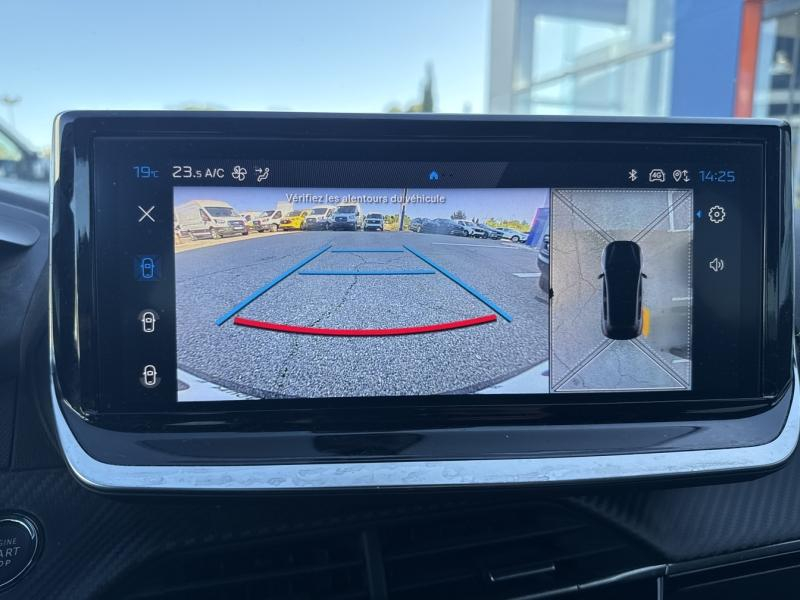 Photo 15 de l’annonce de PEUGEOT 208 d’occasion à vendre à VITROLLES