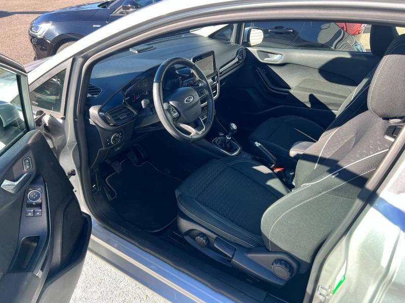 Photo 5 de l’annonce de FORD Fiesta d’occasion à vendre à AUBAGNE