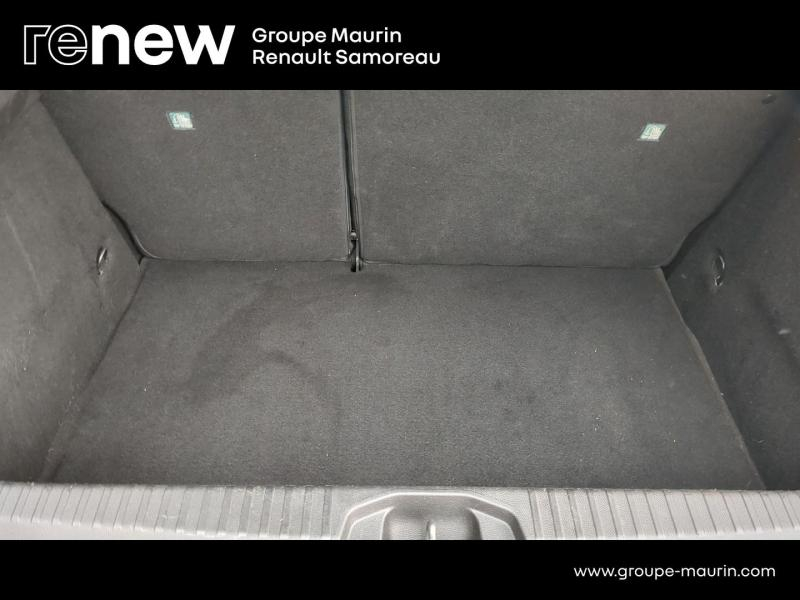 Photo 9 de l’annonce de RENAULT Clio d’occasion à vendre à SAMOREAU