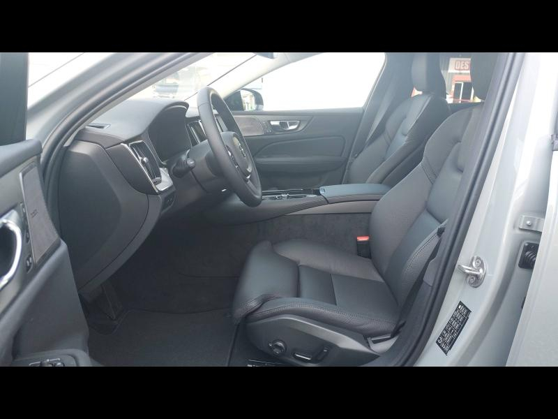 Photo 5 de l’annonce de VOLVO V60 d’occasion à vendre à AVIGNON