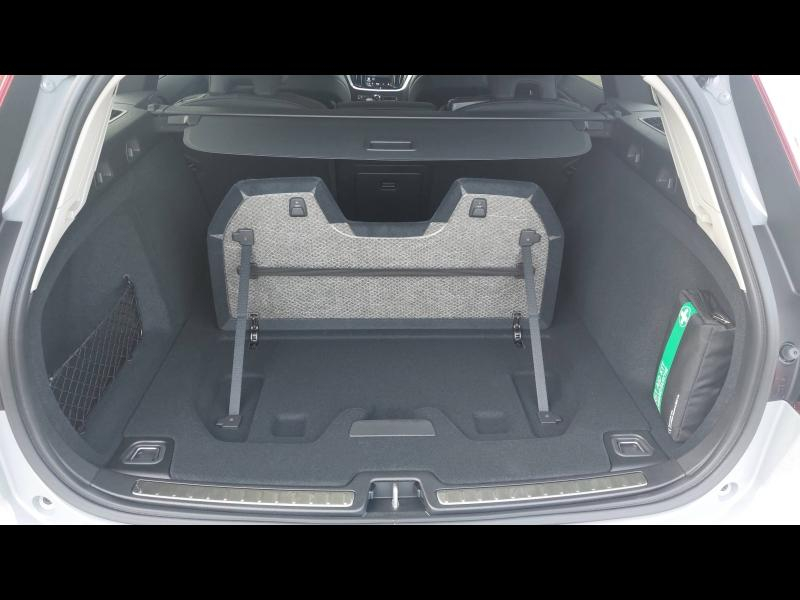 Photo 19 de l’annonce de VOLVO V60 d’occasion à vendre à AVIGNON