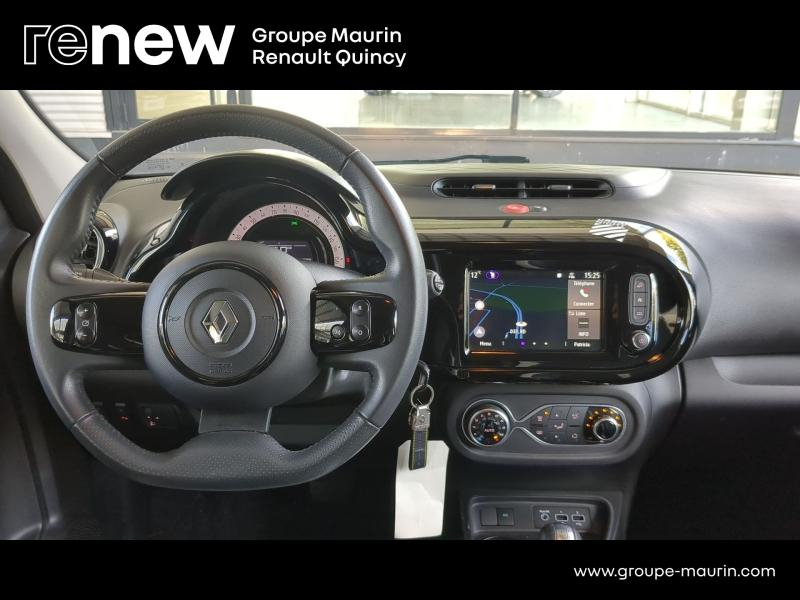 Photo 8 de l’annonce de RENAULT Twingo d’occasion à vendre à QUINCY-SOUS-SÉNART