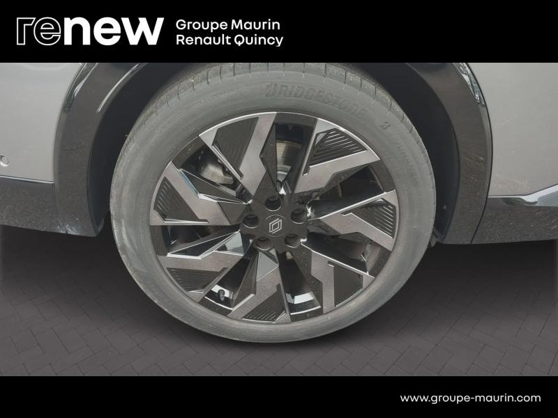 Photo 7 de l’annonce de RENAULT  d’occasion à vendre à QUINCY-SOUS-SÉNART