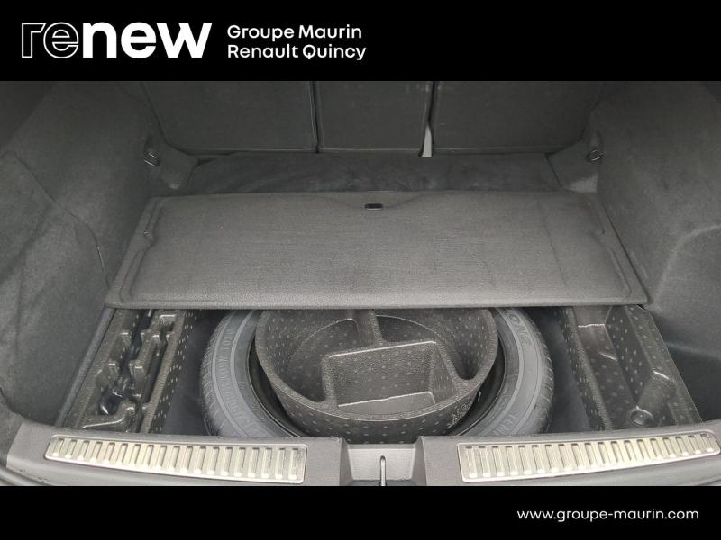 Photo 8 de l’annonce de RENAULT  d’occasion à vendre à QUINCY-SOUS-SÉNART