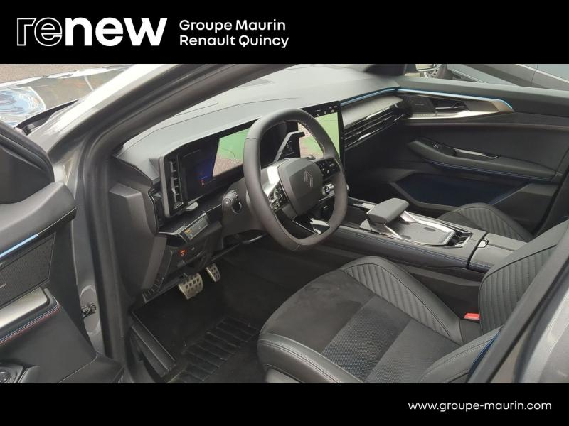 Photo 15 de l’annonce de RENAULT  d’occasion à vendre à QUINCY-SOUS-SÉNART