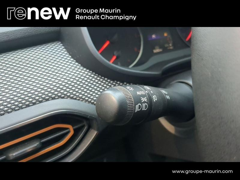 Photo 20 de l’annonce de DACIA Sandero d’occasion à vendre à CHAMPIGNY-SUR-MARNE