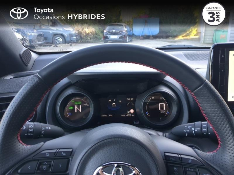 Photo 13 de l’annonce de TOYOTA Yaris d’occasion à vendre à NÎMES