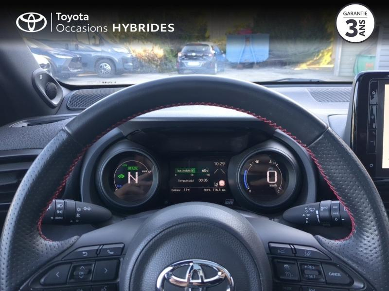 Photo 13 de l’annonce de TOYOTA Yaris d’occasion à vendre à NÎMES