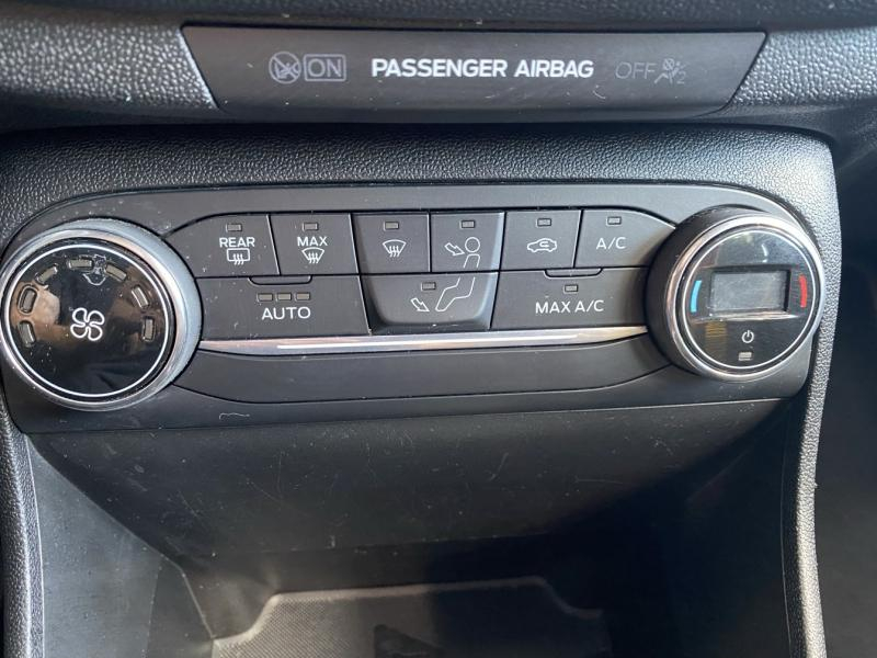 Photo 18 de l’annonce de FORD Fiesta Active d’occasion à vendre à PAYS DE GEX