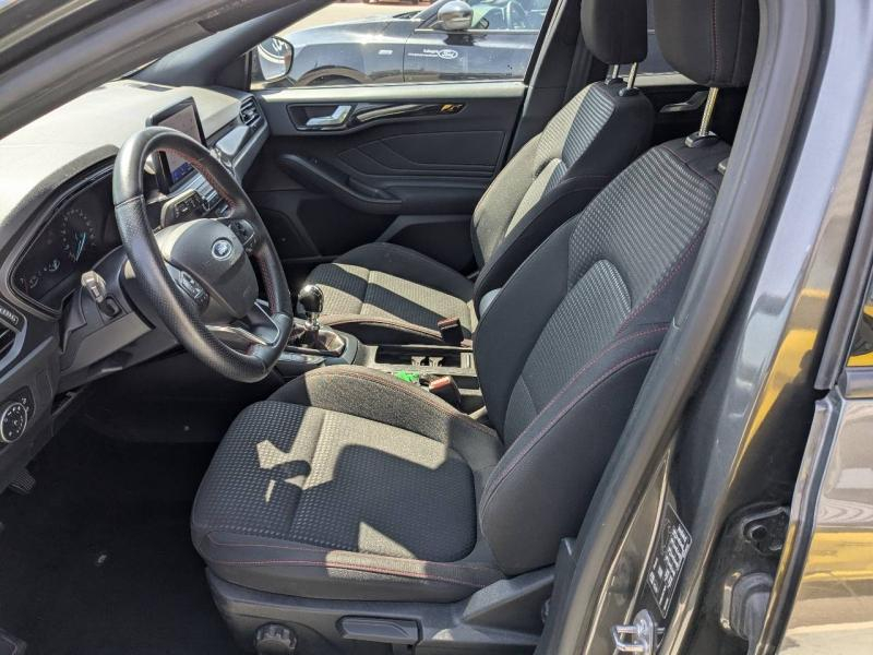 Photo 8 de l’annonce de FORD Focus d’occasion à vendre à AUBAGNE