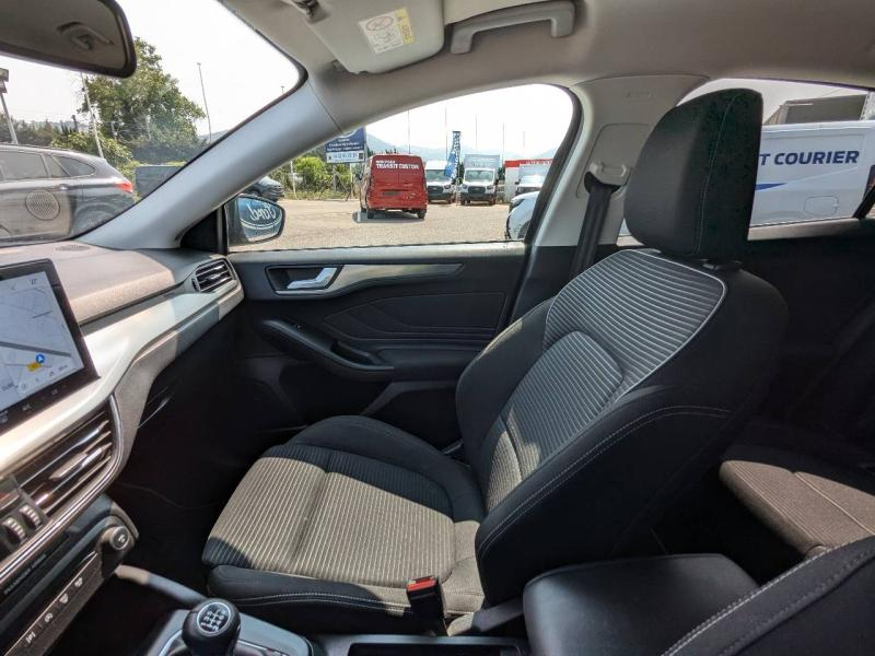 Photo 16 de l’annonce de FORD Focus d’occasion à vendre à AUBAGNE